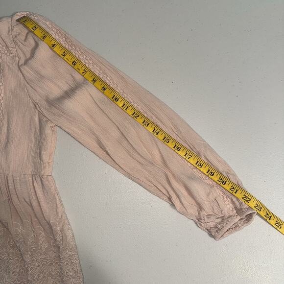 American Eagle Womens M Top Crocheted Peasant Boho Tie Back to Keyhole - Picture 5 of 8